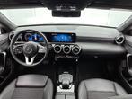 Mercedes-Benz CLA-Klasse 180 Coupé Business Line Verwarmde, Auto's, Stof, Gebruikt, Euro 6, 4 cilinders