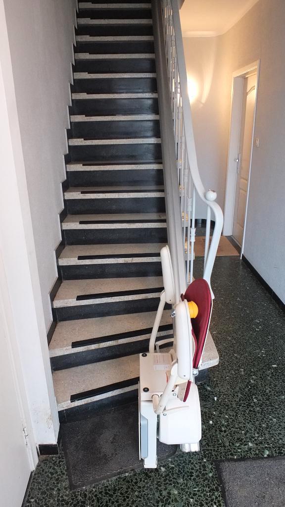 Mooie Traplift, Huis en Inrichting, Woonaccessoires | Overige, Zo goed als nieuw, Ophalen