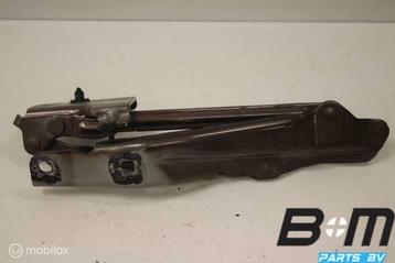Achterklepscharnier links VW Beetle 5C3827301 beschikbaar voor biedingen