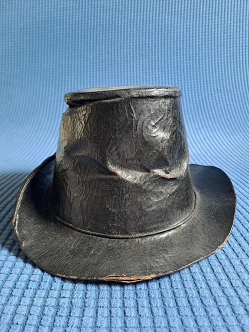 Chapeau dit Corse de la Garde Civique carabiniers belges, Collections, Objets militaires | Général, Armée de terre, Enlèvement ou Envoi