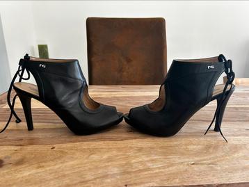 Nero giardini sandalen beschikbaar voor biedingen