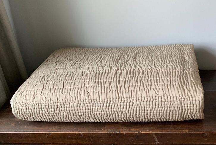 Blanc d'ivoire grote luxesprei deken quilt, zacht beige kaki, Huis en Inrichting, Slaapkamer | Beddengoed, Nieuw, Overige typen