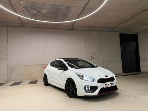 KIA CEED GT/PANO/CAMERA/1ST EDITION/ALCANTARA/GARANTIE, Auto's, Kia, Bedrijf, Te koop, (Pro) Cee d, ABS, Benzine, Euro 5, Berline