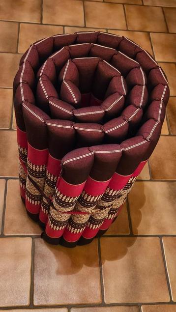 Yogamat beschikbaar voor biedingen