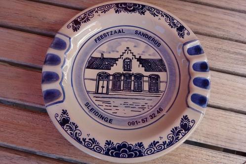 asbak cendrier Delfts Blauw Sleidinge Feestzaal Sanderus, Antiek en Kunst, Antiek | Keramiek en Aardewerk, Ophalen of Verzenden