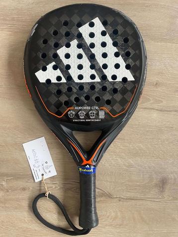 Adidas Adipower Control beschikbaar voor biedingen