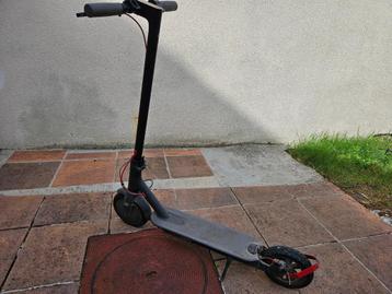 Xiomi 365 - axe roue arrière et gardeboue cassés, Enlèvement, Utilisé, Autres types, Xiaomi