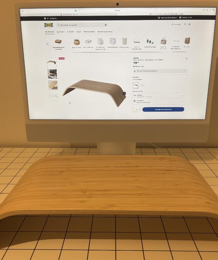 SIGFINN monitorstandaard van IKEA, Diversen, Bureau-accessoires, Zo goed als nieuw, Ophalen