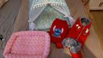 Bed en kleding voor kleine honden., Ophalen, Zo goed als nieuw