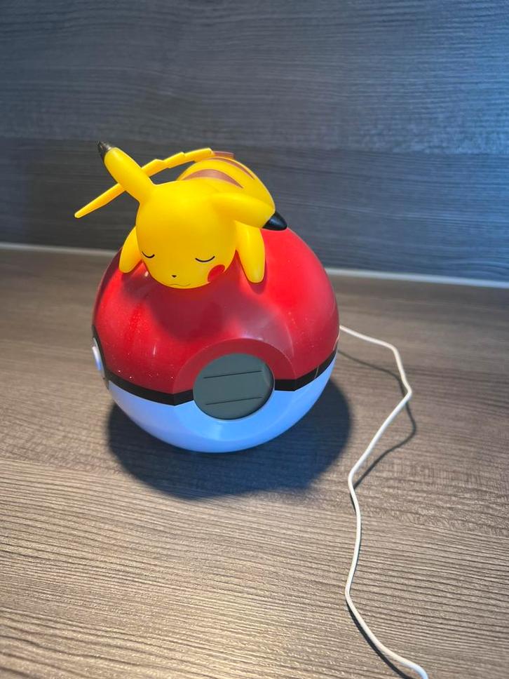 Teknofun wekkerradio Pokémon in zeer goede staat, Electroménager, Réveils, Comme neuf, Enlèvement