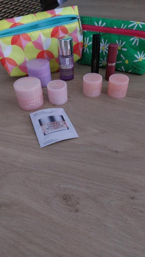 Lot de différents soins Clinique pour femme, Handtassen en Accessoires, Uiterlijk | Gezichtsverzorging, Nieuw, Verzorging, Gehele gezicht