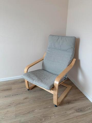 Ikea zetel beschikbaar voor biedingen