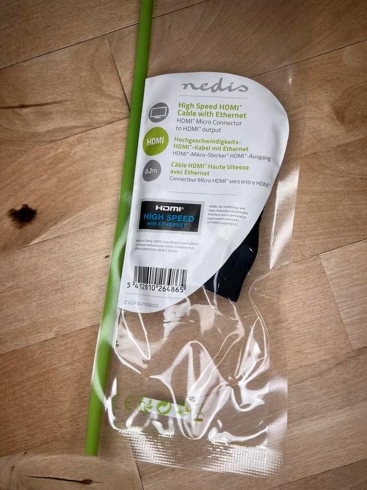 Lange HDMI VGA phono stroom kabels (micro/miniHDMI) verloop, Audio, Tv en Foto, Audiokabels en Televisiekabels, Zo goed als nieuw