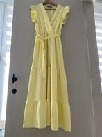 Robe jaune la plus recherchée, Vêtements | Femmes, Robes, Taille 38/40 (M), Comme neuf, Most Wanted, Sous le genou