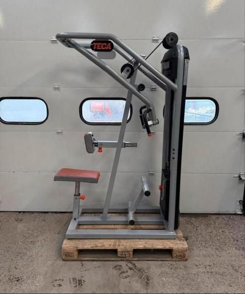 Teca 530 Covergent Rowing machine / high row / ruderturm, Sport en Fitness, Fitnessmaterialen, Gebruikt, Overige typen, Armen