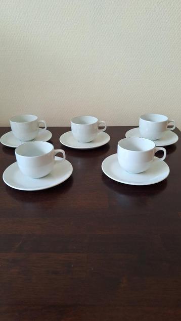 Royal Copenhagen 5 kopjes en schotel blue line Grethe Meyer beschikbaar voor biedingen