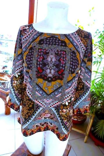 leuk creatief kleurrijk bijzonder shirt blouse beschikbaar voor biedingen