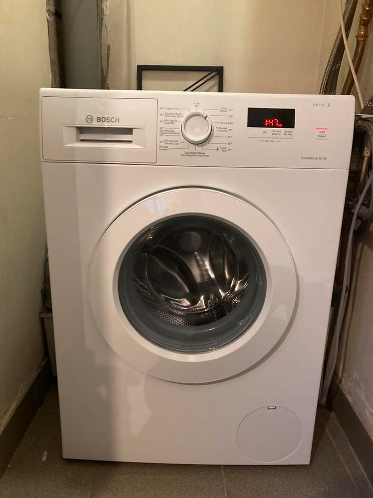 Wasmachine Bosch Serie 2 EcoSilence Drive, Elektronische apparatuur, Wasmachines, Gebruikt, Voorlader, 6 tot 8 kg, Minder dan 85 cm