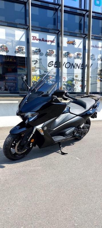 Yamaha T-Max 530 *Garantie* beschikbaar voor biedingen