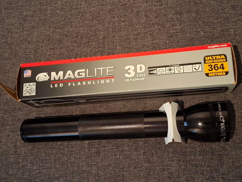 Maglite 3 D-cell LED Zaklamp 131 lumen IPX-4, Caravanes & Camping, Lampes de poche, Neuf, Batterie, Enlèvement ou Envoi
