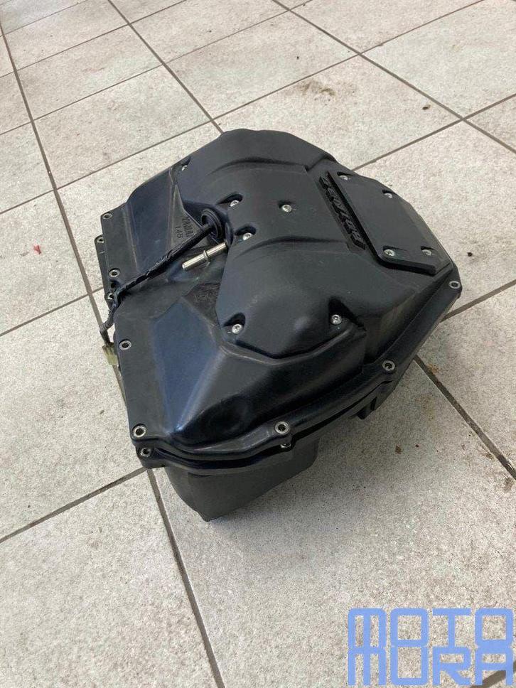 Luchtfilterhuis met injectoren Yamaha R1 2009 - 2014 RN22 in, Motoren, Onderdelen | Yamaha, Gebruikt, Ophalen of Verzenden