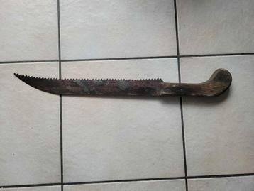 2 anciens outils de mineur de fond, Enlèvement