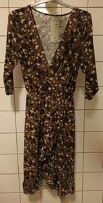 Nieuw met label jurk, Maat 38/40 (M), Nieuw, Ophalen of Verzenden, Knielengte