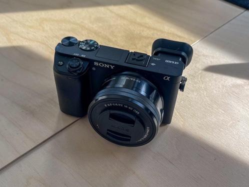 Sony A6400 + Sigma E 30mm f1.4 + E PZ 16-50mm f3.5-5.6, Audio, Tv en Foto, Fotocamera's Digitaal, Zo goed als nieuw, Compact, Sony