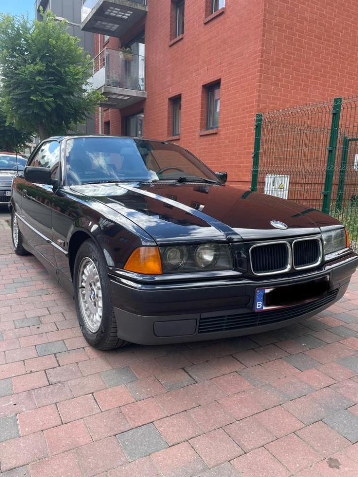 BMW e36 320ia cab hard-top CarPass, Auto's, BMW, Particulier, 3 Reeks, Elektrische ramen, Benzine, Cabriolet, Automaat, Zwart
