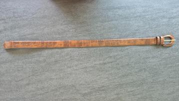 Art. 852 Broeksriem Dames beschikbaar voor biedingen