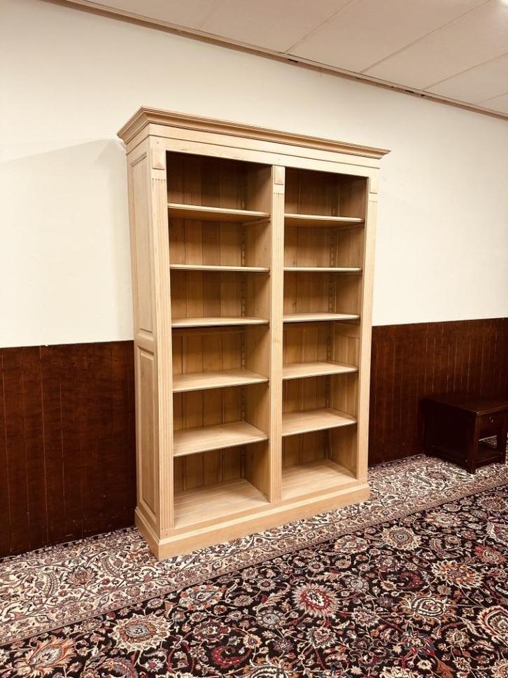 Landelijk Engels Blank Eiken Boekenkast, Antiek en Kunst, Antiek | Kantoor en Zakelijk, Ophalen of Verzenden