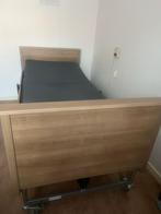 Elektrisch bed, Huis en Inrichting, Slaapkamer | Boxsprings, Ophalen, Zo goed als nieuw, Eenpersoons, Bruin