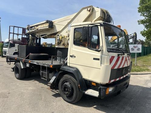 Mercedes-Benz 1314 ECOLINER 20m NACELLE - LAMES - 6 CYL - BD, Autos, Camions, Entreprise, Mercedes-Benz, Autres carburants, 2 portes