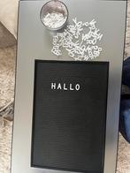 Bord met lettertjes, Enlèvement, Comme neuf