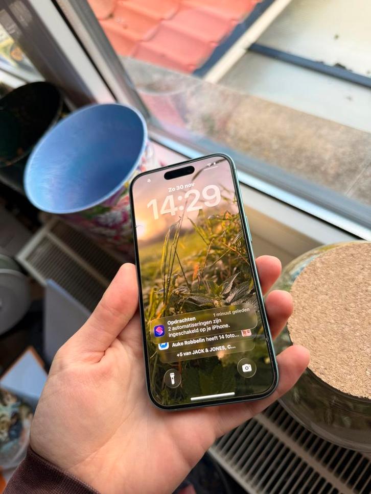 Iphone 16 turquoise 128 Go, Télécoms, Téléphonie mobile | Accessoires & Pièces, Comme neuf, Apple iPhone, Enlèvement