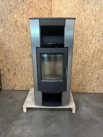 24124 Houtkachel Austroflam 6kw🔥 beschikbaar voor biedingen