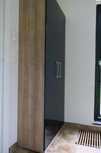 Design boekenkast, 2 deuren, met legborden, Avec porte(s), Comme neuf, 25 à 50 cm, Autres essences de bois