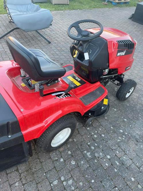 Zitmaaier MTD Smart RE125, Tuin en Terras, Zitmaaiers, Zo goed als nieuw, Opvangbak, Ophalen