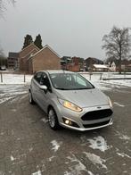 Ford Fiesta 1.25 benzine Facelift Titanium blanco gekeurd, Auto's, Ford, Euro 5, Stof, Zwart, Particulier