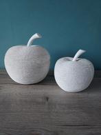 2 houten deco appels, Ophalen, Zo goed als nieuw