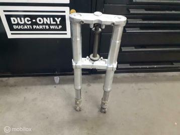 Voorvork showa kroonplaten vork SS Supersport Sport Monster beschikbaar voor biedingen