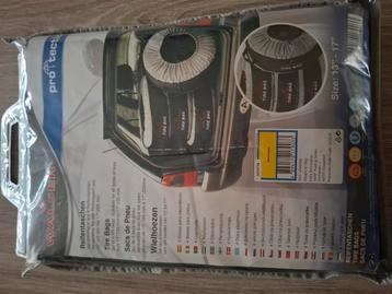 Beschermhoezen autobanden beschikbaar voor biedingen