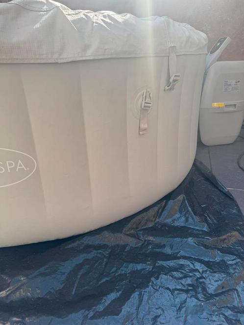 Lay-z-spa, Tuin en Terras, Bubbelbaden en Hottubs, Zo goed als nieuw, Pomp, Ophalen