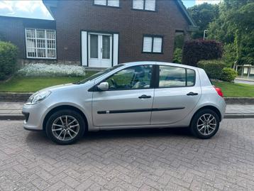 Renault Clio 1.2i benzine 5deurs reeds gekeurd carpass beschikbaar voor biedingen
