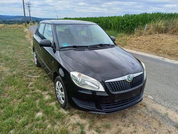 Skoda Fabia 1.2 Essence -  2011 - Prête à immatriculer beschikbaar voor biedingen