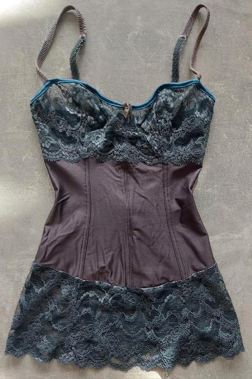Grijze jumpsuit met prachtig 85B-kant, Kleding | Dames, Ondergoed en Lingerie, Nachtkleding, Grijs, Ophalen of Verzenden