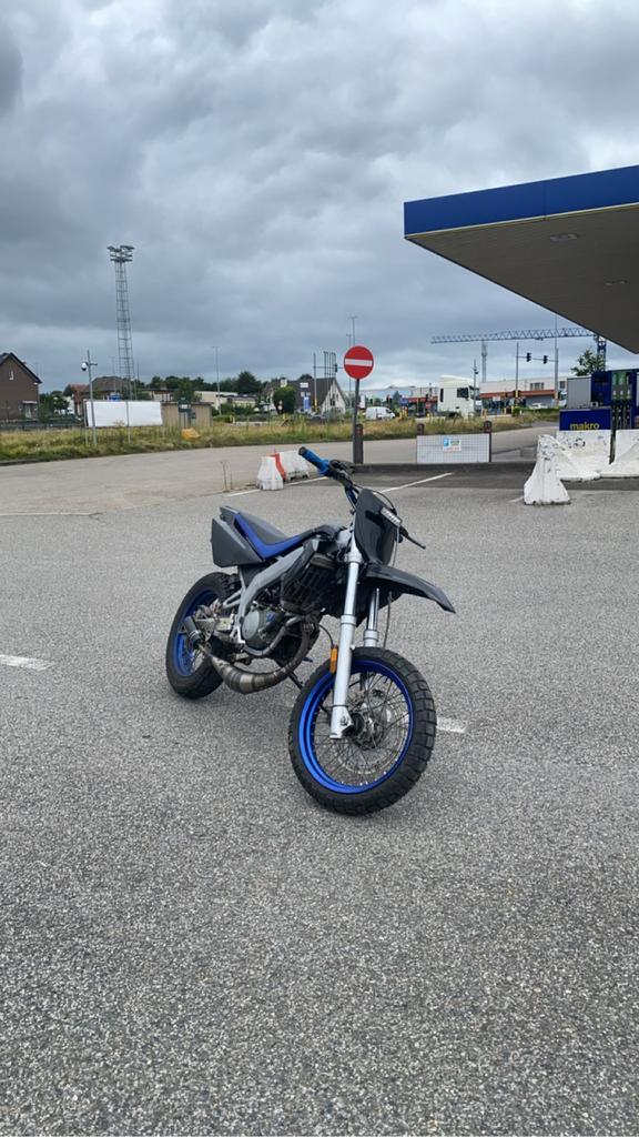 Derbi Senda Xtreme 50cc (2016), Fietsen en Brommers, Brommers | Derbi, Gebruikt, Klasse B (45 km/u), Ophalen