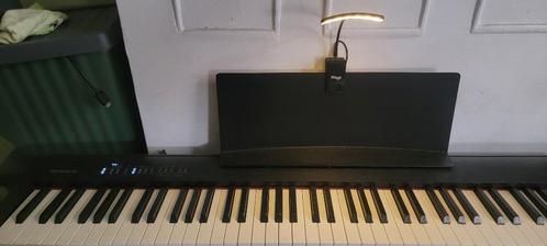 Piano numérique Roland FP30 avec accessoires, Muziek en Instrumenten, Piano's, Gebruikt, Piano, Zwart, Digitaal, Ophalen