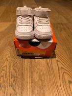 Nike witte sneakers maat 19.5, Kinderen en Baby's, Ophalen, Zo goed als nieuw