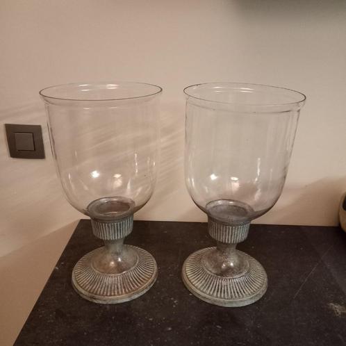 2x Windlicht op  metalen voet, Huis en Inrichting, Woonaccessoires | Kandelaars en Kaarsen, Zo goed als nieuw, Kandelaar, Blauw
